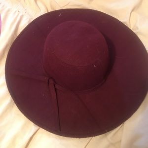 Burgundy floppy hat